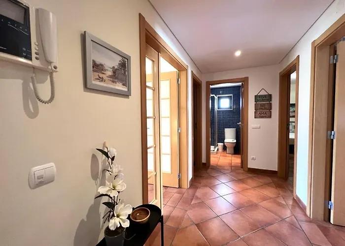 Experience With Pool By Homing דירה אלבופיירה