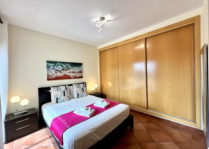 Experience With Pool By Homing Apartment Albufeira