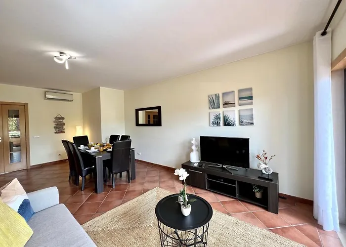 Experience With Pool By Homing * Albufeira